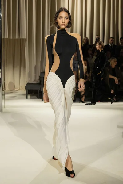 Look 38